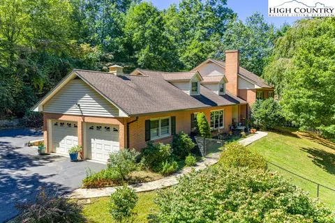 Exterior - 675 Tracy Cir, Boone, NC 28607 photo 2 of 3