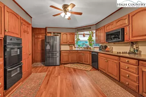 Kitchen - 675 Tracy Cir, Boone, NC 28607 photo 1 of 3