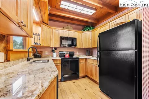 Kitchen - 207 Lake Rd, Beech Mountain, NC 28604 photo 1 of 2