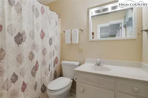 20 Ridgeview Rd, Spruce Pine, NC 28777 photo 23