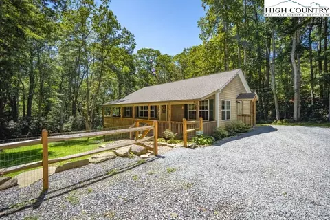 61 Snowbird Ln, Linville, NC 28646