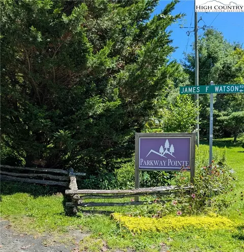 tbd Parkway Pointe Dr, West Jefferson, NC 28694