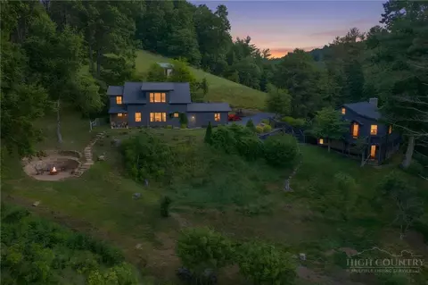 165 All Hallows Rd, Boone, NC 28607