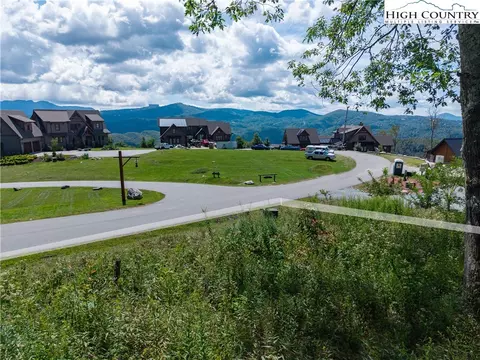 36 Skycamp Overlook, Banner Elk, NC 28604