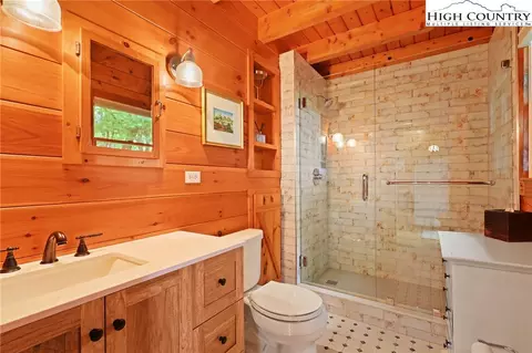 Bath - 151 Cascade Dr, Purlear, NC 28665 photo 1 of 2