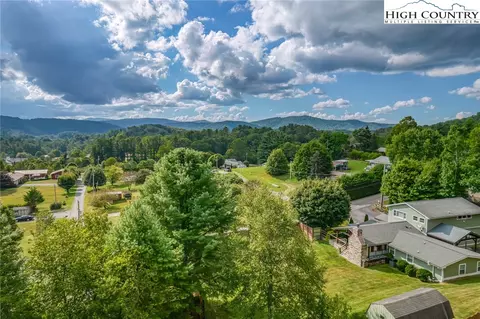 165 Apache St, Newland, NC 28657 photo 28