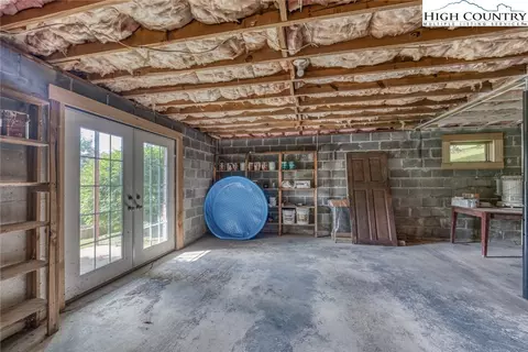 165 Apache St, Newland, NC 28657 photo 21