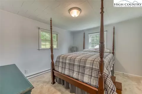 165 Apache St, Newland, NC 28657 photo 16