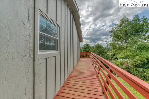165 Apache St, Newland, NC 28657 photo 34