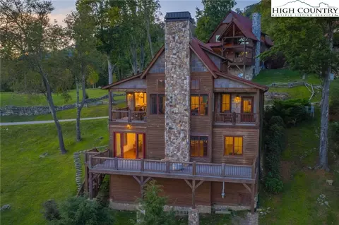 180 Eagle Village Cir, Banner Elk, NC 28604
