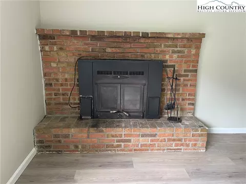 Living - 274 Bryan Davis Rd, Creston, NC 28615 photo 4 of 8