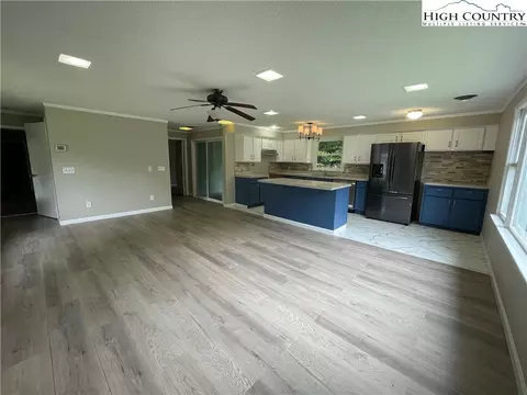 Living - 274 Bryan Davis Rd, Creston, NC 28615 photo 3 of 8