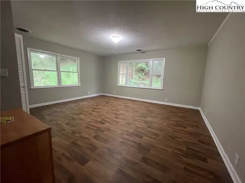 Living - 274 Bryan Davis Rd, Creston, NC 28615 photo 5 of 8