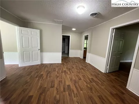 Living - 274 Bryan Davis Rd, Creston, NC 28615 photo 2 of 8