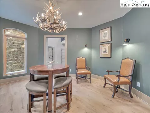 Dining - 216 Greenbriar Rd, Beech Mountain, NC 28604 photo 2 of 2