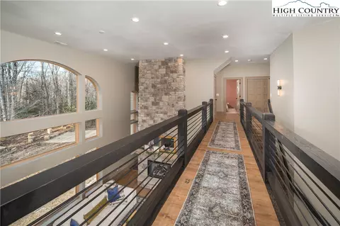 Entry Way - 216 Greenbriar Rd, Beech Mountain, NC 28604 photo 2 of 2