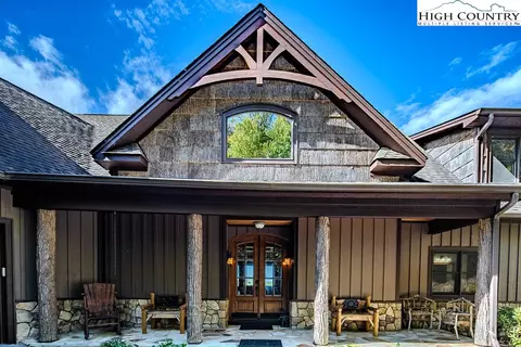 Exterior - 236 Stack Rock Rd, Elk Park, NC 28622 photo 4 of 11