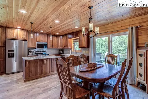 1210 Staghorn Rd, Purlear, NC 28665 photo 15