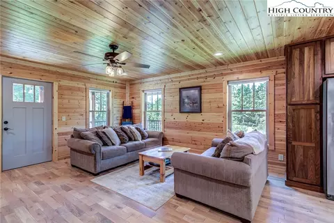 1210 Staghorn Rd, Purlear, NC 28665 photo 17