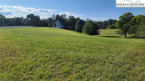 lot302 218 Canterbury Dr, North Wilkesboro, NC 28659