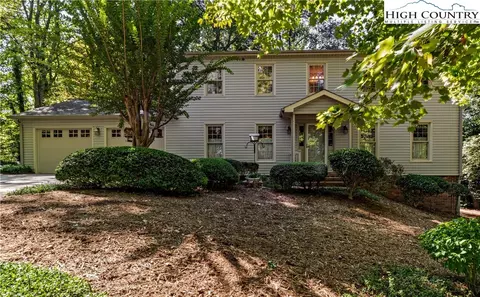 205 N Quail Cir, Wilkesboro, NC 28697