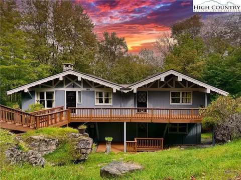 237 Charter Hills Rd, Beech Mountain, NC 28604