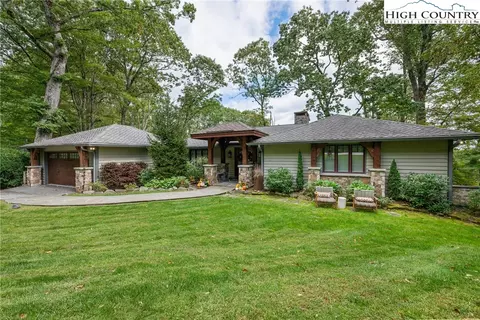 299 Edgewood Path, Blowing Rock, NC 28605