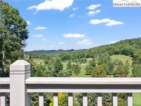 832 Hemlock Dr, Newland, NC 28657