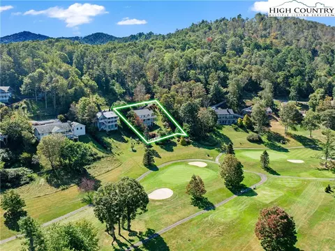 832 Hemlock Dr, Newland, NC 28657