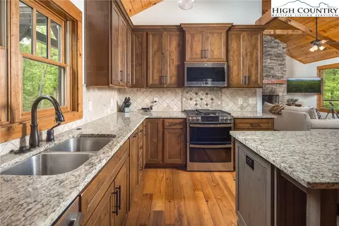 108 Nightshade Rd, Boone, NC 28607 photo 6