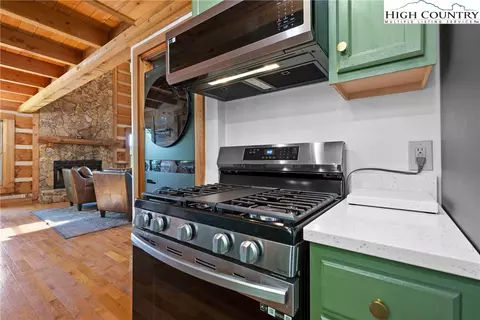Kitchen - 368 Wildcat Estates Dr, Deep Gap, NC 28618 photo 4 of 4