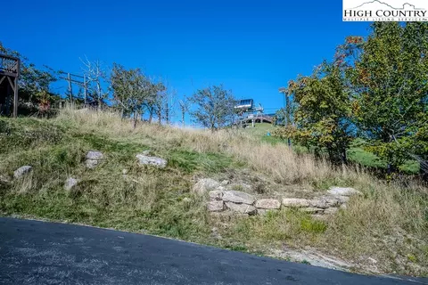 104 Beechtop Rd, Beech Mountain, NC 28604 photo 10