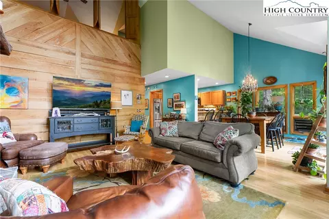 Living - 183 Lower Fiddlestix, Boone, NC 28607 photo 3 of 4