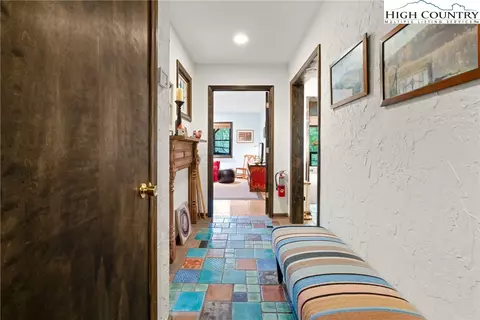 Entry Way - 183 Lower Fiddlestix, Boone, NC 28607 photo 4 of 5