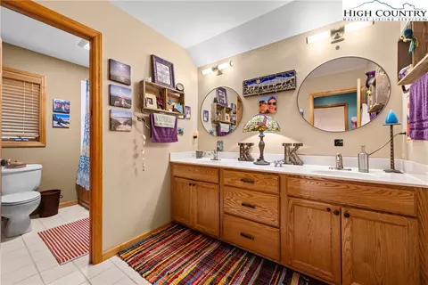 Bath - 183 Lower Fiddlestix, Boone, NC 28607 photo 3 of 4