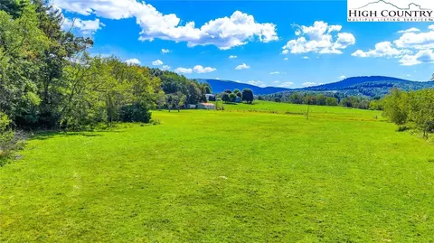 456 Cahn Rd, Sparta, NC 28675