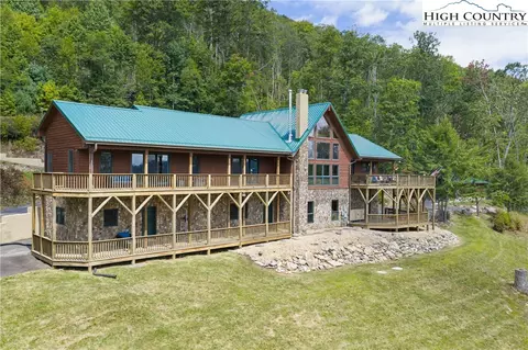 342 Locust Gap Rd, Vilas, NC 28692
