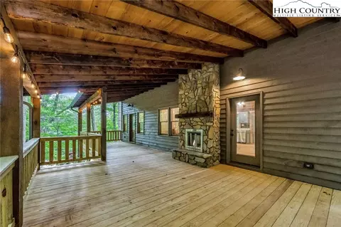 1403 Tomahawk Dr, Todd, NC 28684 photo 14