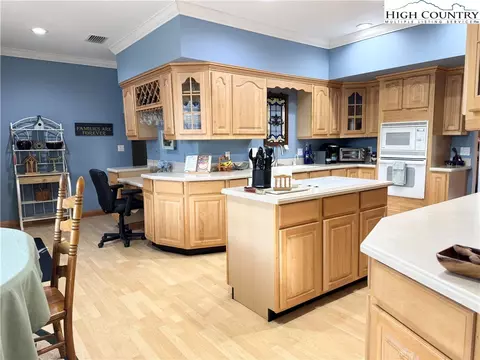 Kitchen - 175 Olive Ridge Dr, Crumpler, NC 28617 photo 6 of 6