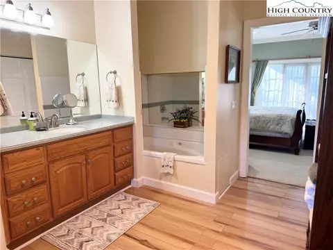 Bath - 175 Olive Ridge Dr, Crumpler, NC 28617 photo 1 of 4