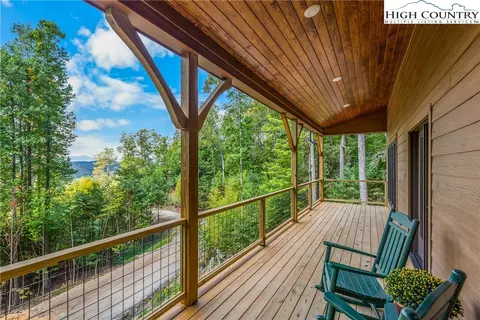 473 Cedar Ct, Fleetwood, NC 28626