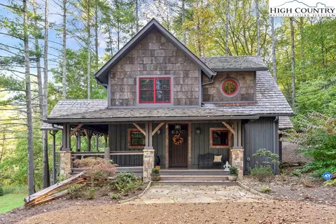225 Hope Town Rd, Vilas, NC 28692