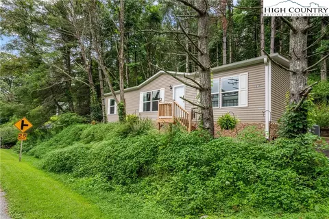 Exterior - 224 234 Laurel Gap Ridge Rd, Boone, NC 28607 photo 4 of 5