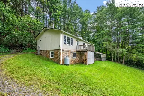 Exterior - 224 234 Laurel Gap Ridge Rd, Boone, NC 28607 photo 3 of 5