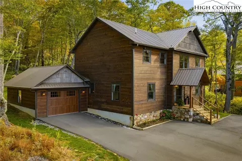 428 Cloud Springs Dr, Sugar Mountain, NC 28604