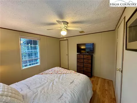 Bedroom - 496 Laurelwood Ln, Boone, NC 28607 photo 2 of 6