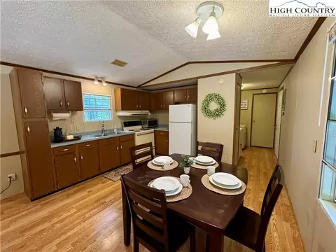 Dining - 496 Laurelwood Ln, Boone, NC 28607 photo 3 of 3