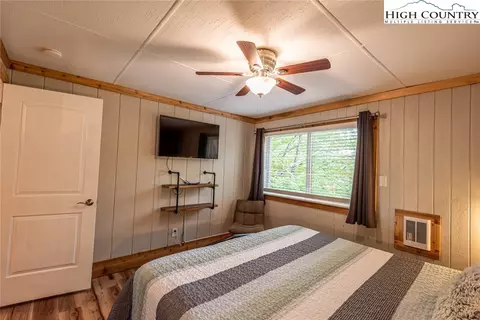 Bedroom - 220 Charter Hills Rd #A2, Beech Mountain, NC 28604 photo 2 of 5