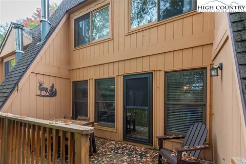 Exterior - 220 Charter Hills Rd #A2, Beech Mountain, NC 28604 photo 4 of 8