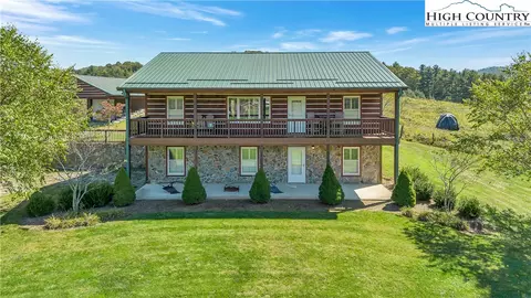 5550 Troutdale Hwy, Troutdale, VA 24378